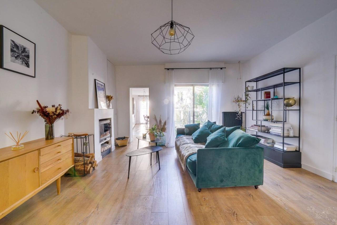 Beautiful Bordeaux Apartment With Terrace Esterno foto